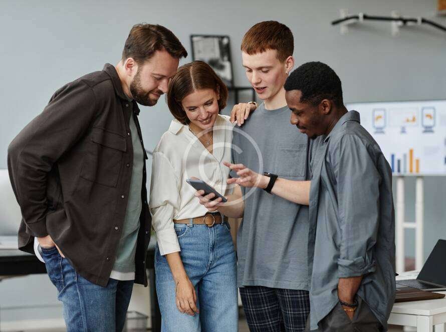 Post17 Copyright 890x664